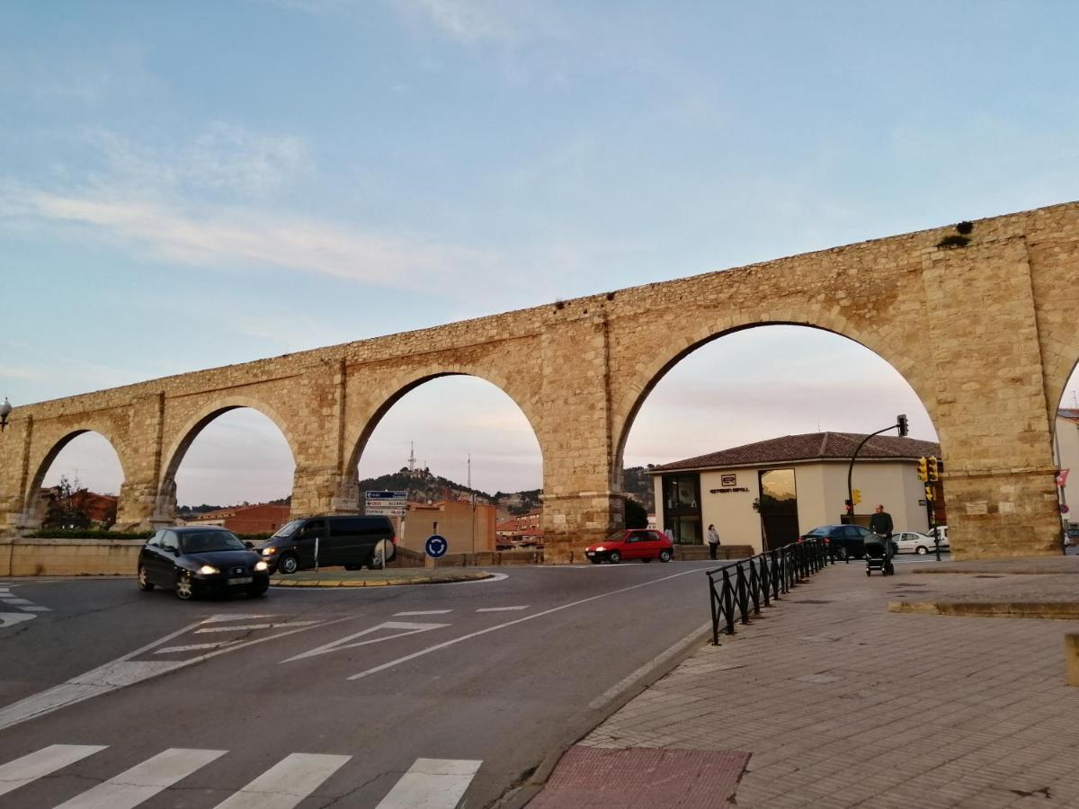 Estudios Los Arcos Teruel Exterior foto
